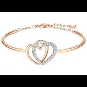 Interlocking Heart bracelet